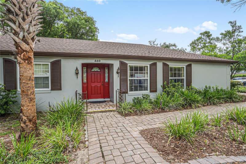 4 bedroom Single Family Residence at 550 Arapaho Trail, Dommerich Estates 1st Add, Maitland — photo 2