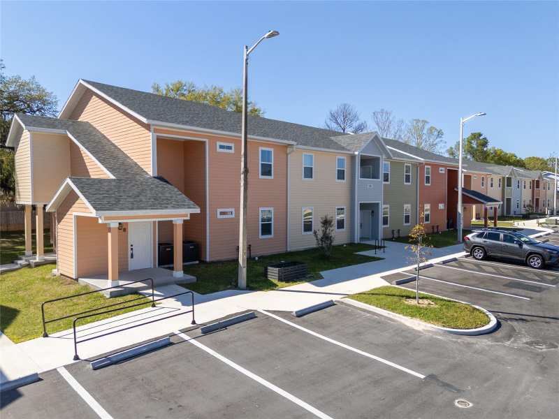 2 bedroom Condominium at 1581 NW 29th Road #2, Eagle Trace Townhomes Condo, Gainesville — photo 1