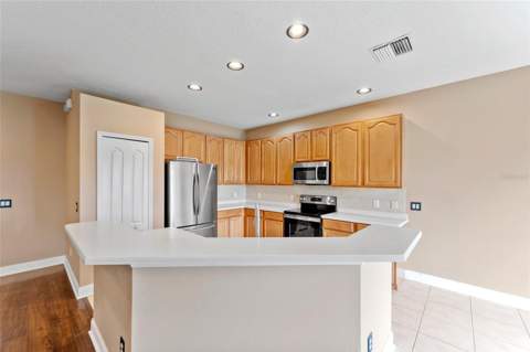 901 Parker Den Drive, Ruskin FL - photo 10 of 44