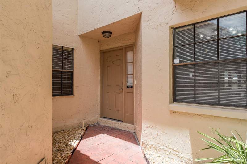 3 bedroom Townhouse at 10429 La Mirage Court, San Marino Bay Condo 4, Tampa — photo 5