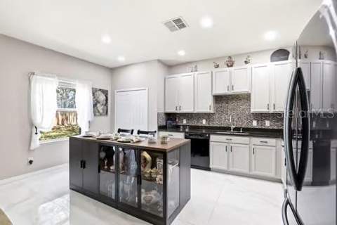 2825 Running Brook Circle, Kissimmee FL - photo 12 of 34