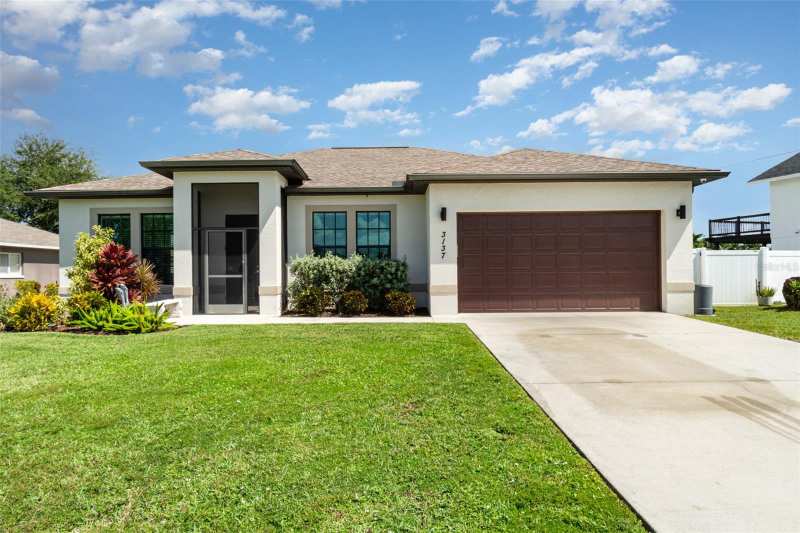 3 bedroom Single Family Residence at 3137 SE 8th Avenue, Cape Coral, Cape Coral — photo 1