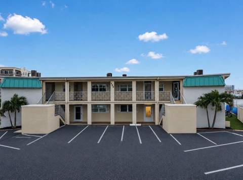 205 Dolphin Point #4, Clearwater Beach FL - photo 6 of 6