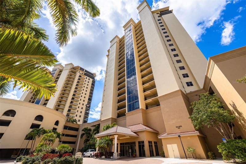 4 bedroom Condominium at 14300 Riva Del Lago Drive #2104, Riva Del Lago Condo, Fort Myers — photo 5