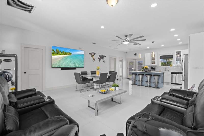 3 bedroom Single Family Residence at 11426 Lakeview Drive, No Subdivision Name, Leesburg — photo 5