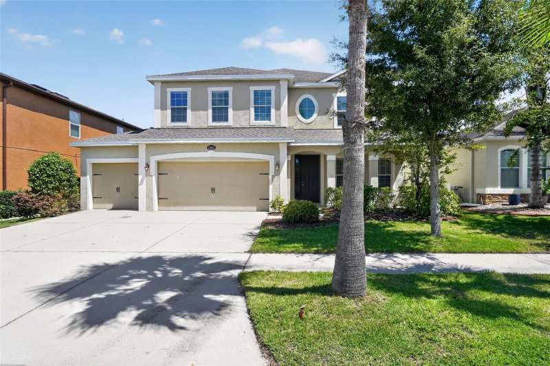 5 bedroom Single Family Residence at 11014 Spring Point Circle, Lucaya Lake Club Phase 1A, Riverview — photo 1