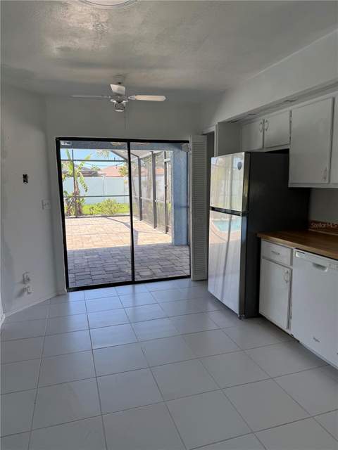 32 NE 13th Place, Cape Coral FL - photo 6 of 6