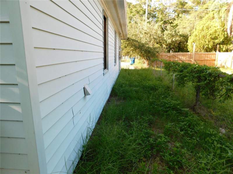 3 bedroom Single Family Residence at 510 6TH AVENUE, STREMMA PARK, LARGO — photo 4