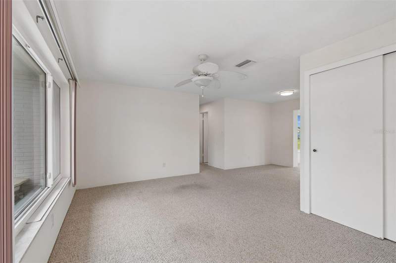 2 bedroom Single Family Residence at 14142 90th Avenue, Tamarac By The Gulf 1st Add, Seminole — photo 4