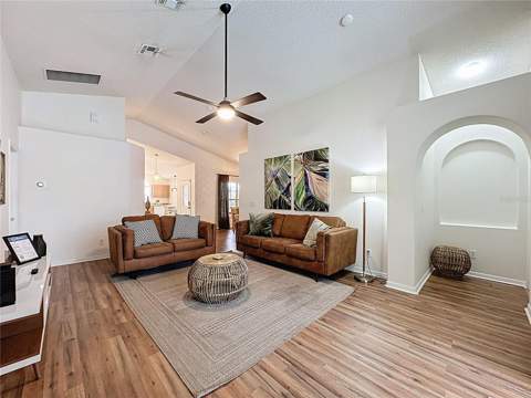 2615 Summer Creek Drive, Kissimmee FL - photo 7 of 50