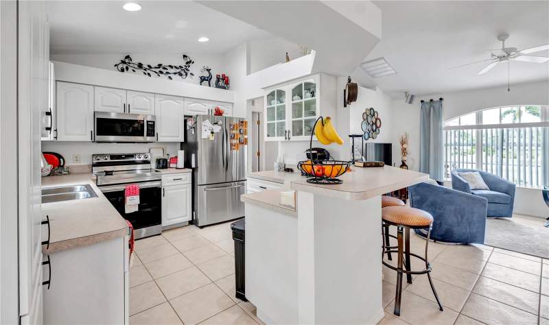 3 bedroom Single Family Residence at 7360 N Ficus Tree, Punta Gorda Isles Sec 18, Punta Gorda — photo 5