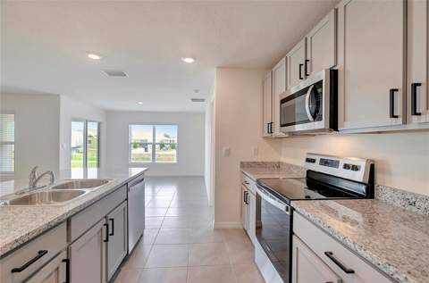 810 Ace Outlaw Avenue, Ruskin FL - photo 17 of 39