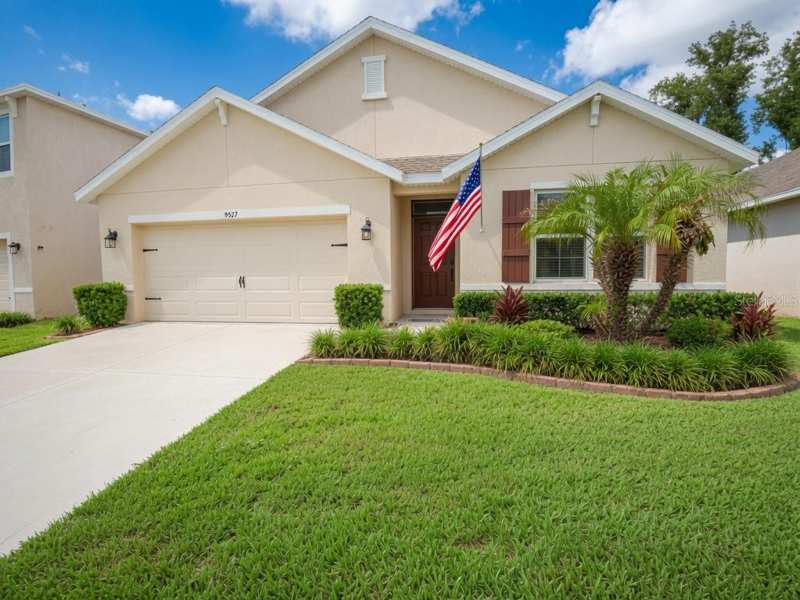 4 bedroom Single Family Residence at 9527 Sunstone Boulevard, Oakmont Reserve Ph 1, Thonotosassa — photo 1