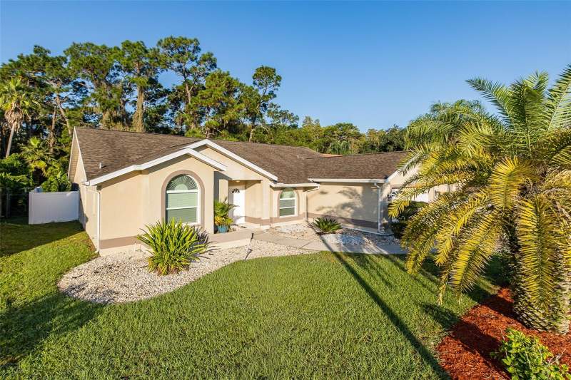 3 bedroom Single Family Residence at 5343 Sagamore Court, Southern Oaks, New Port Richey — photo 2