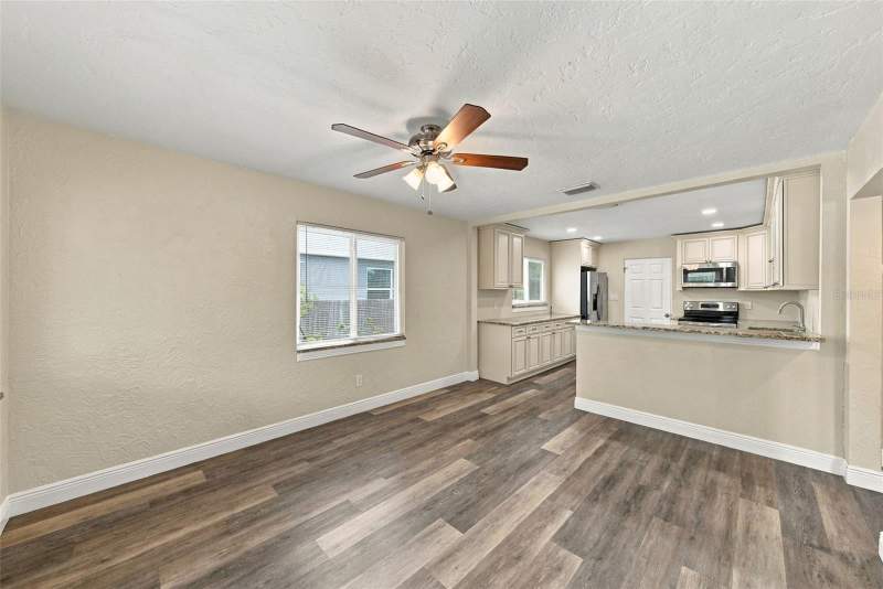 2 bedroom Single Family Residence at 2518 16th Avenue, Avalon, St Petersburg — photo 3