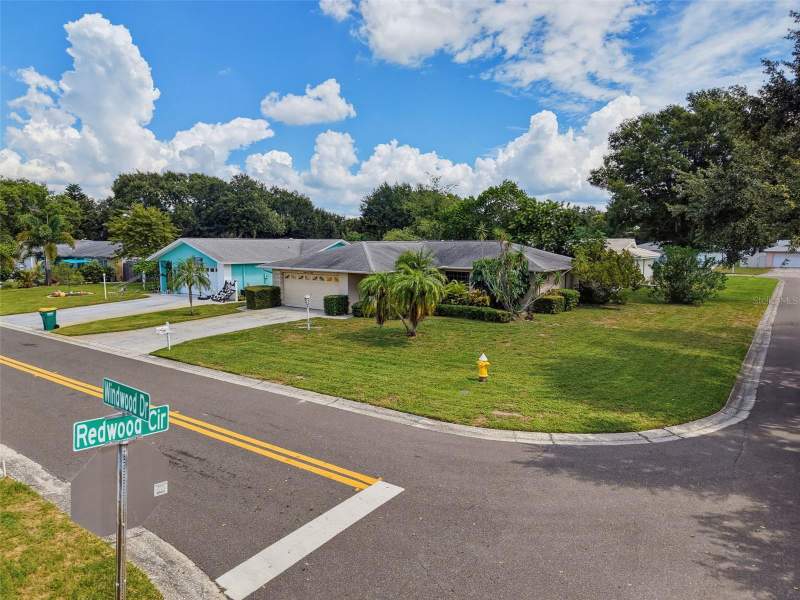 2 bedroom Single Family Residence at 2580 Windwood Drive, Greenbriar, Clearwater — photo 4