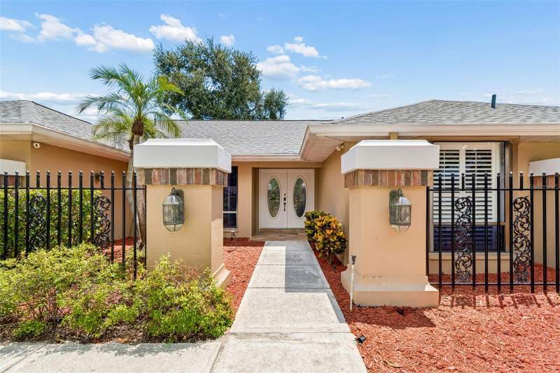 4 bedroom Single Family Residence at 1563 Misty Plateau Trail, Coachman Ridge-Tract A-1, Clearwater — photo 4