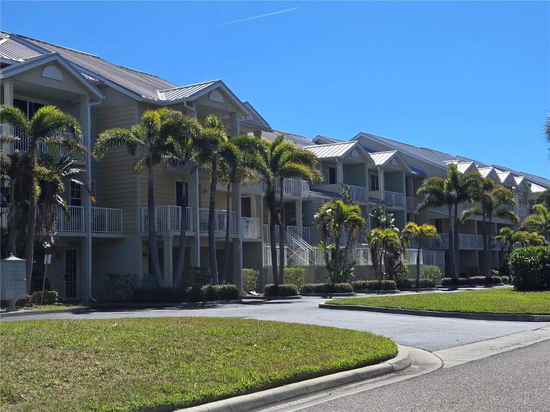 2 bedroom Townhouse at 547 Bahia Beach Boulevard, Bahia Beach Twnhms Ph 1A, Ruskin — photo 3