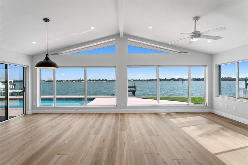 3 bedroom Single Family Residence at 6984 S Shore Drive, Pasadena Isle, St Petersburg — photo 5
