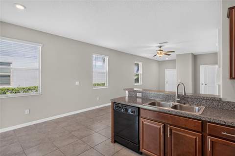 7617 Ginger Lily Court, Tampa FL - photo 9 of 39