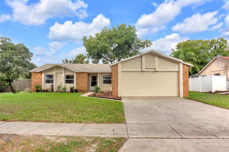 3 bedroom Single Family Residence at 611 Sherwood Oaks Circle, Forest Oaks, Ocoee — photo 1