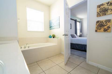 2625 Santosh Cove, Kissimmee FL - photo 14 of 50
