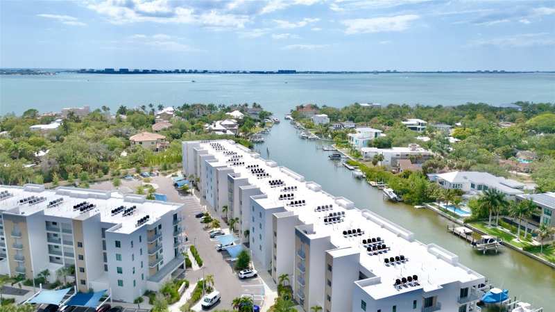 1 bedroom Condominium at 1709 N Tamiami Trail #416, The Strand Of Sarasota, Sarasota — photo 1