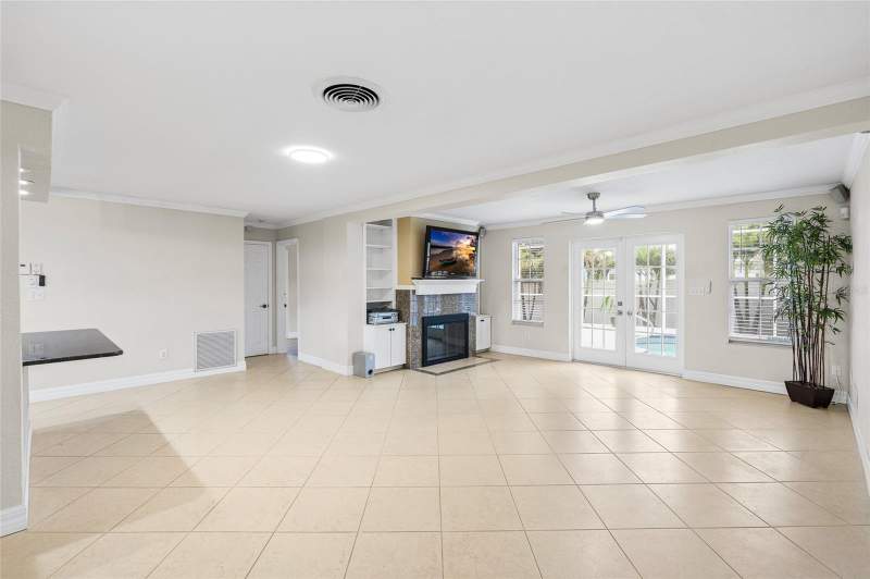 3 bedroom Single Family Residence at 1394 BELLEVUE BOULEVARD, BROOKHILL, CLEARWATER — photo 4