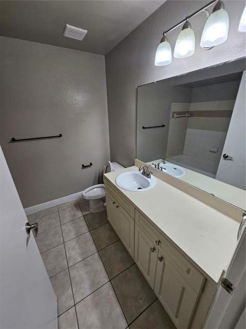 1908 Lake Atriums Circle #15, Orlando FL - photo 21 of 40