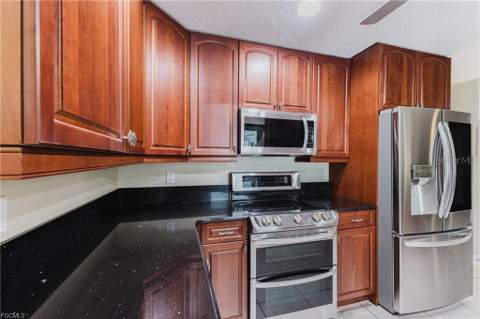 3319 SE 17th Avenue, Cape Coral FL - photo 6 of 6
