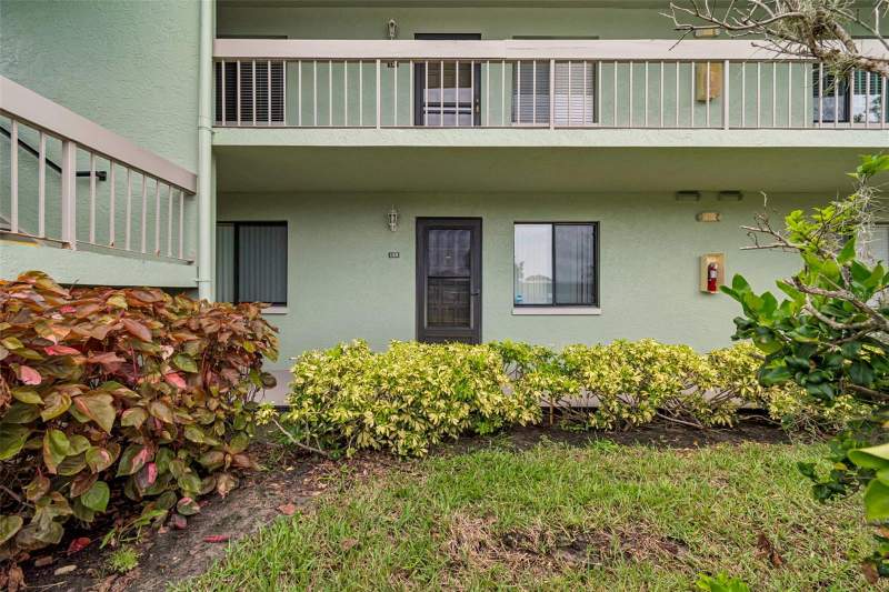 2 bedroom Condominium at 129 Nancy Drive, East Lake Woodlands Condo, Oldsmar — photo 3
