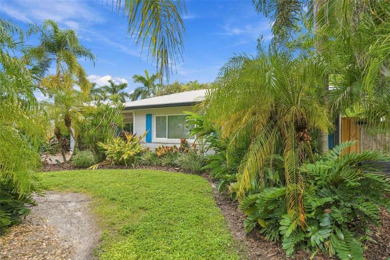 3 bedroom Single Family Residence at 2174 Bougainvillea Street, Akin Acres, Sarasota — photo 3