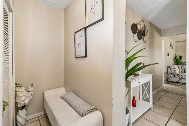 3 bedroom Single Family Residence at 713 Goldcoast Drive, Deltona Lakes Unit 07, Deltona — photo 4