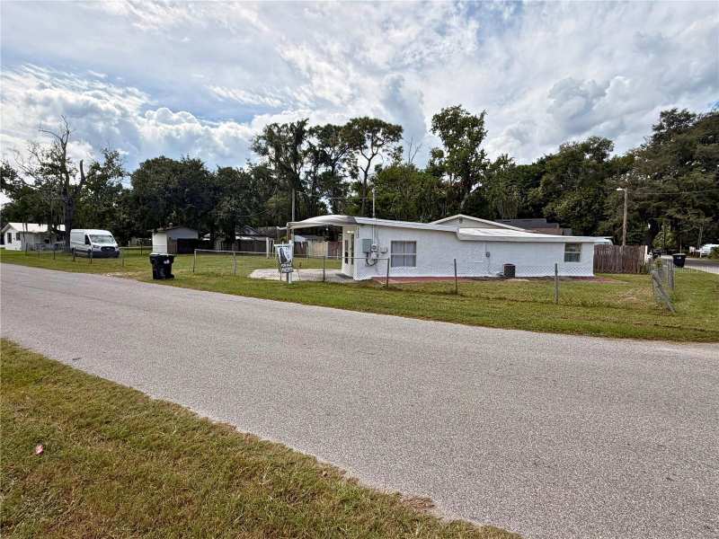 1 bedroom Single Family Residence at 2602 Sidney Avenue, Annandale Park, Orlando — photo 1
