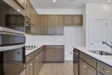 2956 Supermarine Road, Tavares FL - photo 7 of 34
