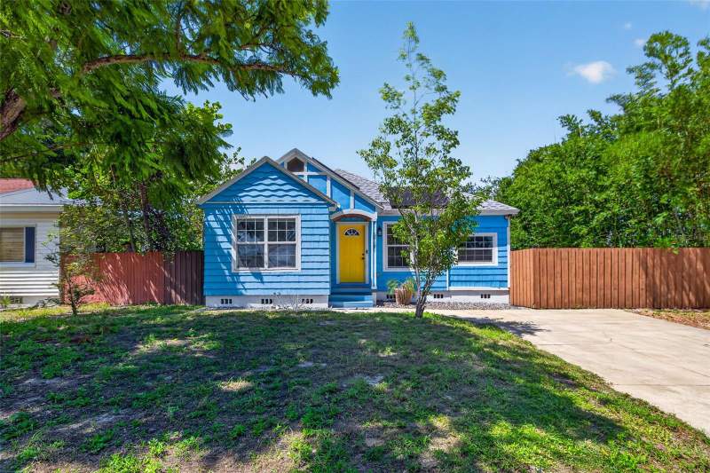 2 bedroom Single Family Residence at 2101 20th Avenue, Brunsons Add 4 Blk A Sub, St Petersburg — photo 4