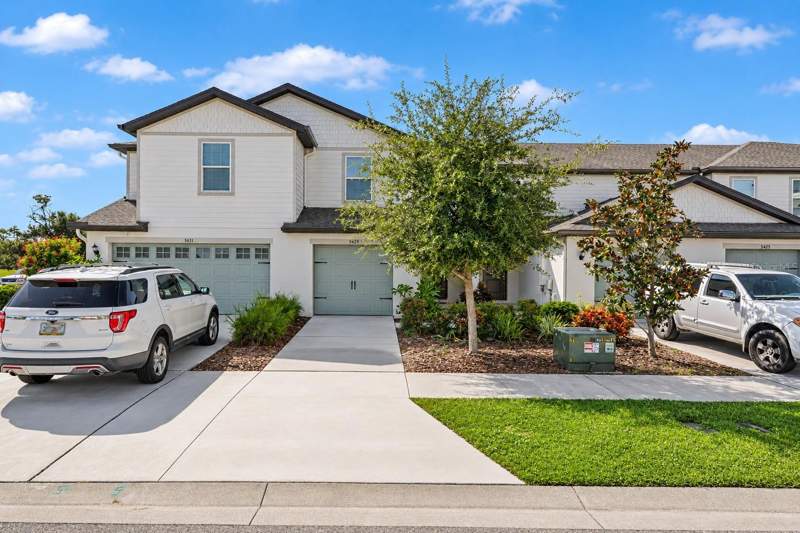 3 bedroom Townhouse at 5429 Companion Lane, Madison Village, Tampa — photo 2