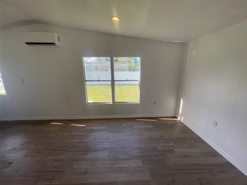 3 bedroom Mobile Home at 7489 CHARLIN PARKWAY, CHARLIN PARK SIXTH ADD, ORLANDO — photo 5