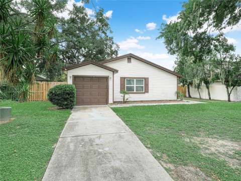 1665 Sailpoint Drive, starter home for sale in Bartow