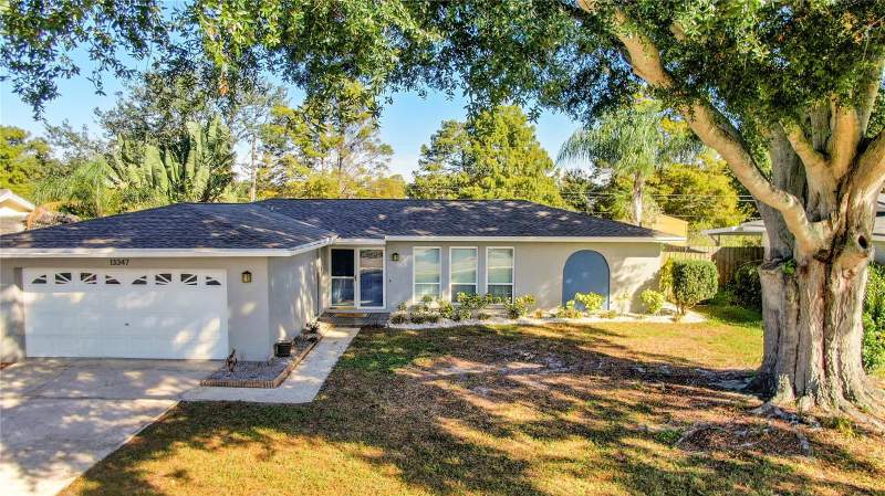 Holiday HighlandsHomes for Sale in Seminole, FL