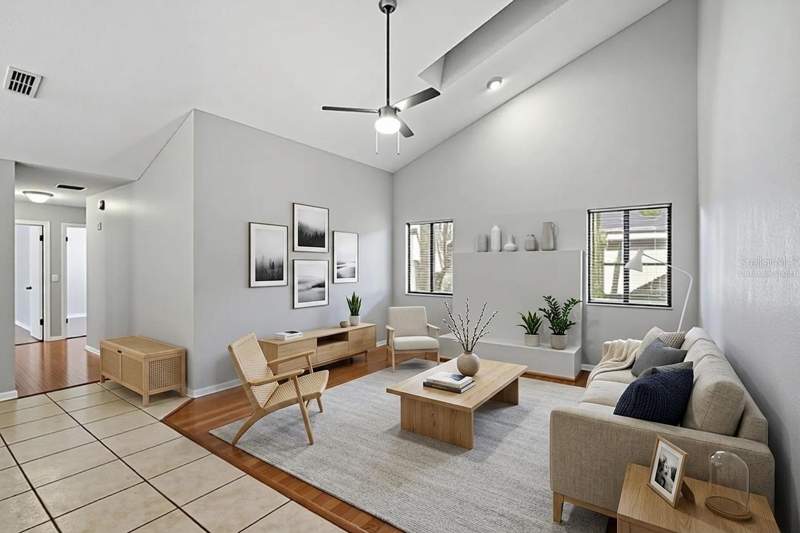 4 bedroom Single Family Residence at 733 Swaying Palm Drive, Palms Sec 04, Apopka — photo 5