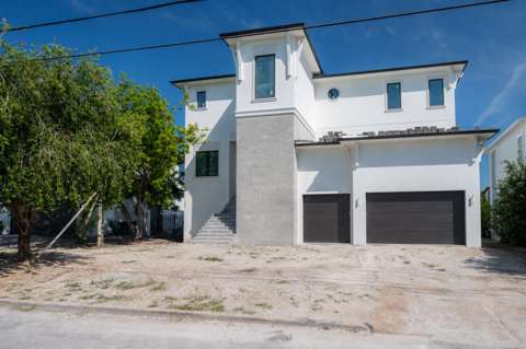 654 Geneva Place, home for sale in Tampa 33606