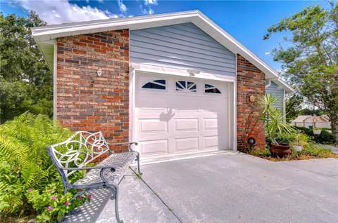 5912 Newberry Court, Zephyrhills FL - photo 10 of 40