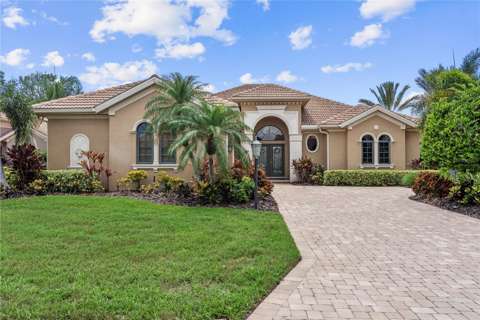 7058 Vilamoura Place, home for sale in Lakewood Ranch 34202