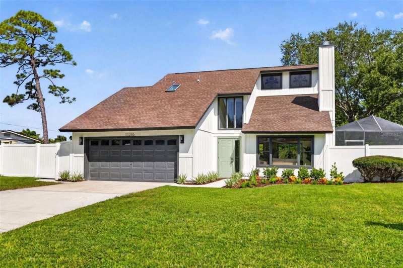 3 bedroom Single Family Residence at 11265 73rd Avenue, Spring Lake 1st Add, Seminole — photo 1