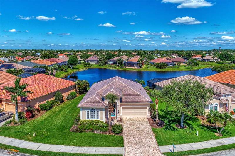 2 bedroom Single Family Residence at 13335 Golf Pointe Drive, Riverwood, Port Charlotte — photo 2