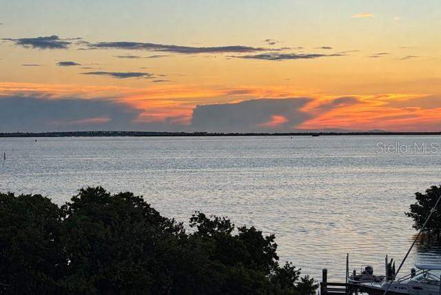 3 bedroom Townhouse at 1585 Pinellas Bayway, Tierra Del Mar, Tierra Verde — photo 4