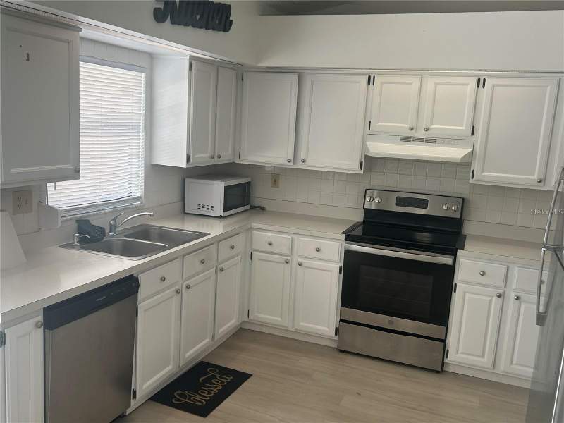3 bedroom Single Family Residence at 613 Bayport Drive, Poinciana Village 2 Nbhd 3, Kissimmee — photo 5