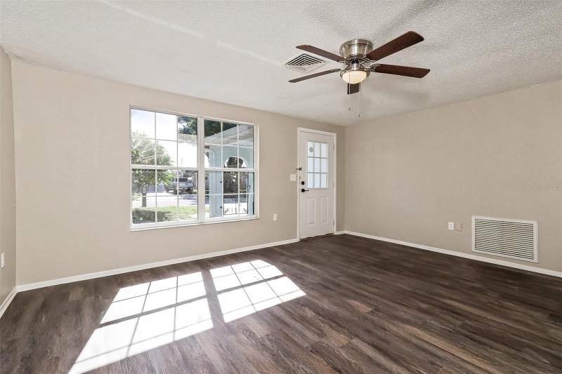 2 bedroom Single Family Residence at 6452 Langston Avenue, Hillandale, New Port Richey — photo 4