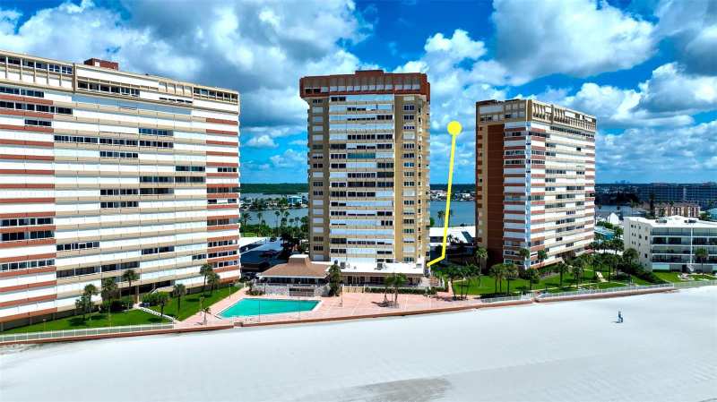 1 bedroom Condominium at 17920 Gulf Boulevard #102, Redington Towers Bldg 2 Condo, Redington Shores — photo 1
